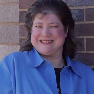 Dr. Lisa Thompson